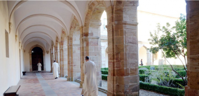 « Trois jours, trois nuits », des écrivains au monastère : refuge ou ressource ?